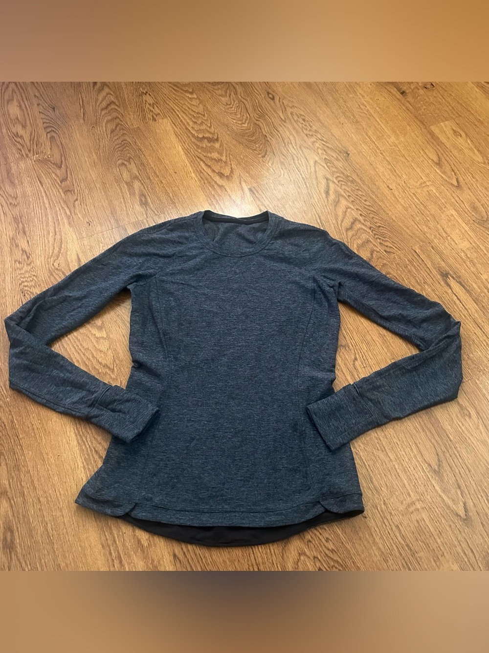Lululemon Athletica Dark Heather Long Sleeve Athletic Top size 8 sports